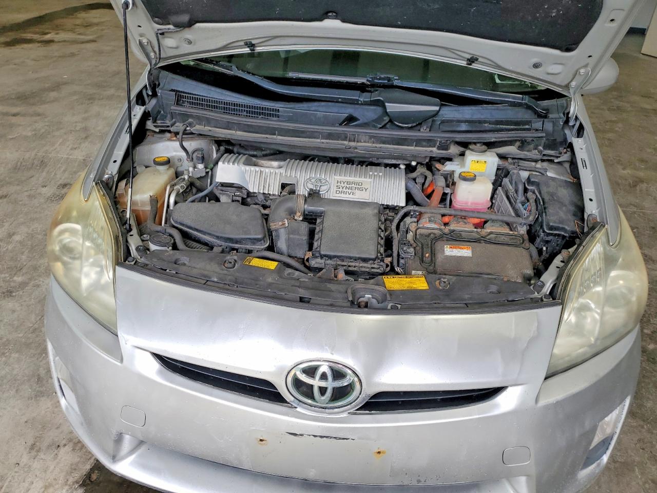 2010 Toyota Prius Iv Серебряный vin: JTDKN3DU6A0215456