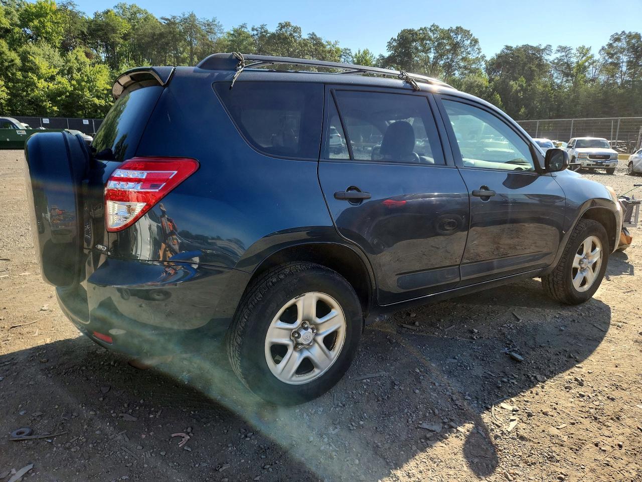 2009 Toyota Rav4 Base Зеленый vin: JTMBF33V69D004690