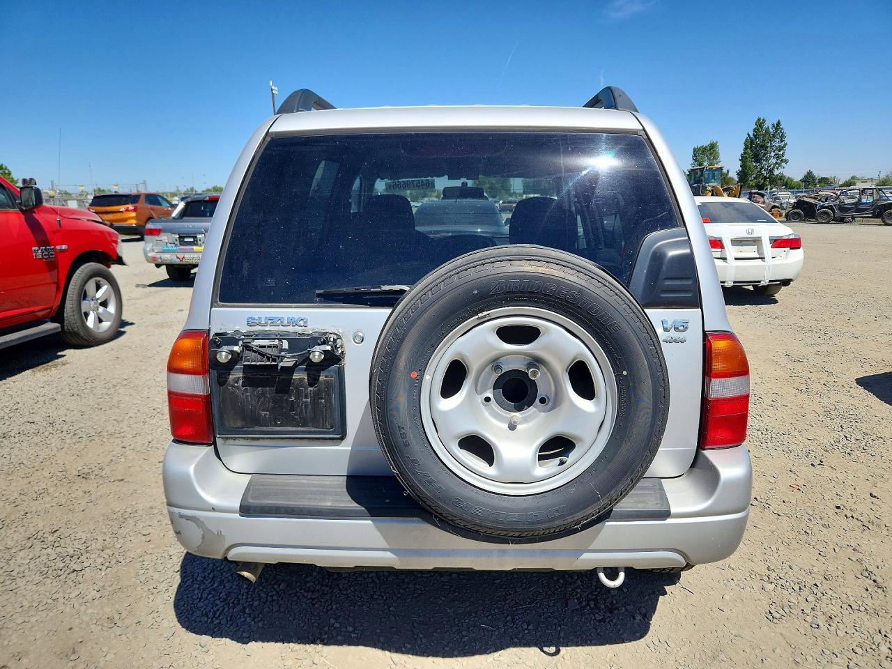 2003 Suzuki Grand Vitara Jlx Limited Silver vin: JS3TD62V334102646