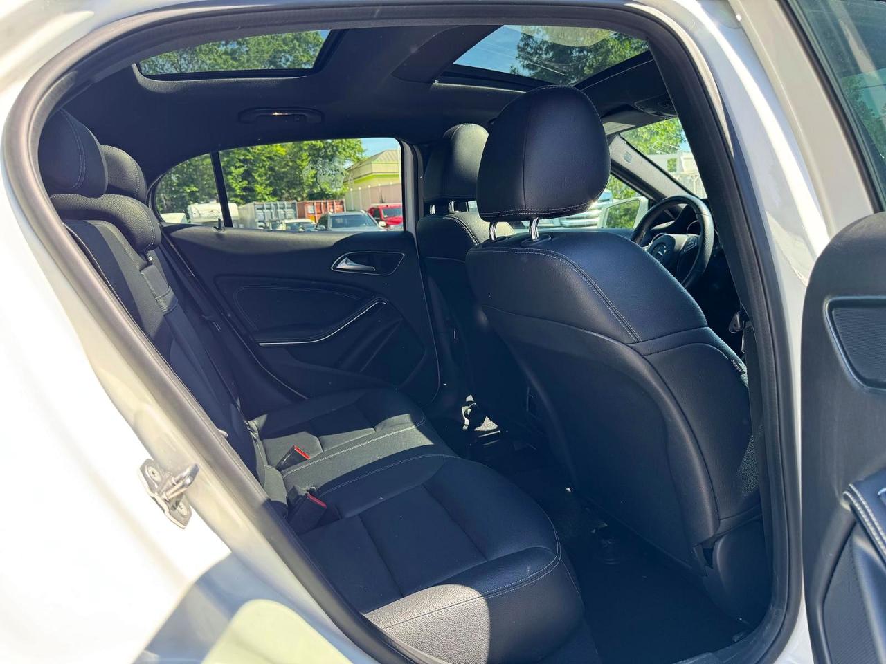 2018 Mercedes-benz Gla 250 4matic White vin: WDCTG4GB7JU000217