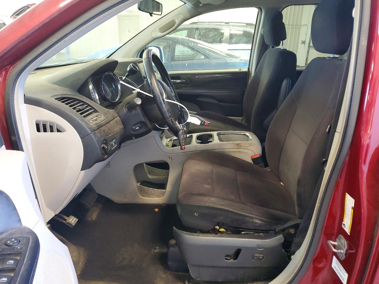 2011 Dodge Grand Caravan Crew Maroon vin: 2D4RN5DG5BR654520
