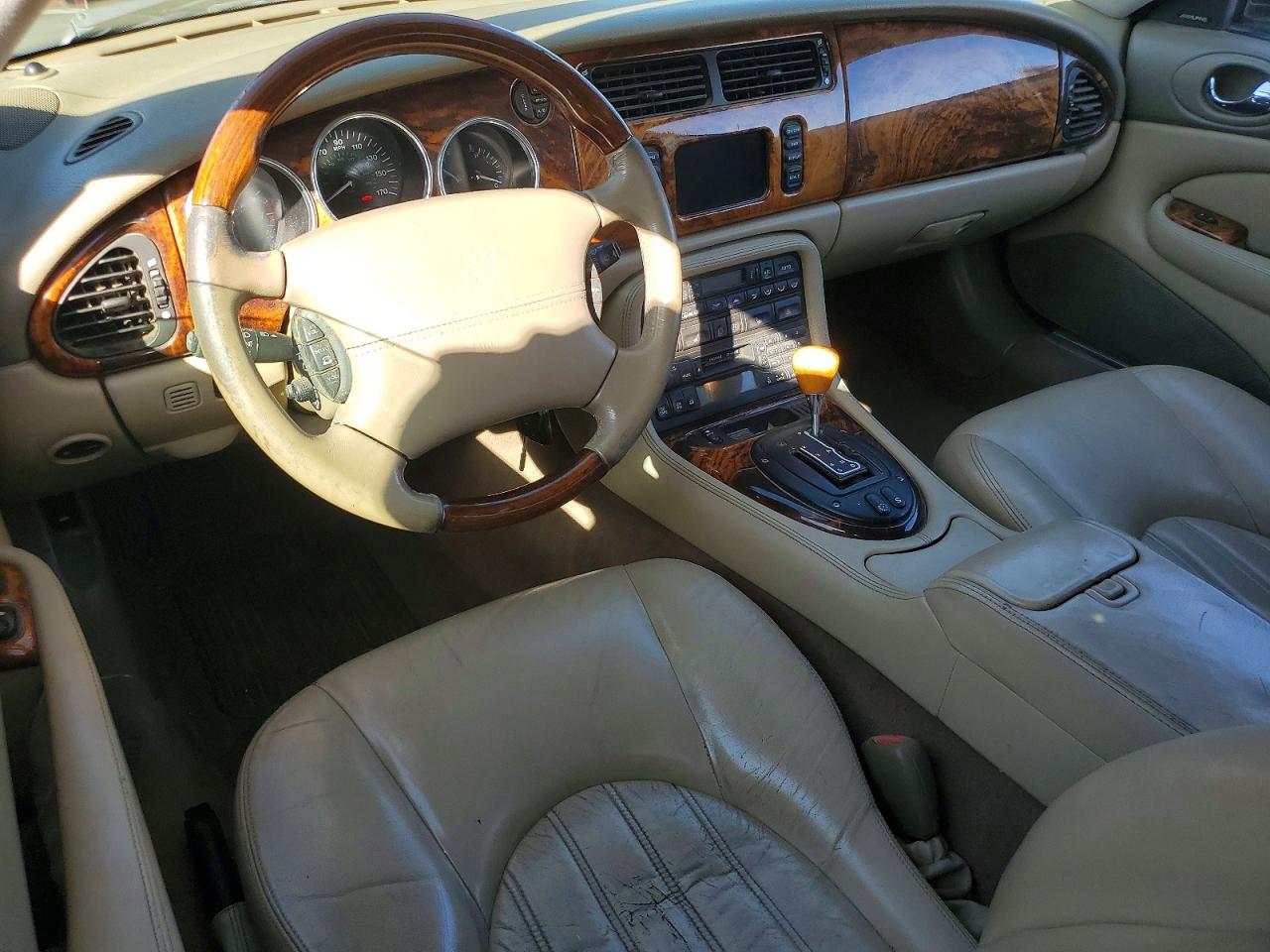 2005 Jaguar Xk8 Бордовый vin: SAJDA42C852A42381