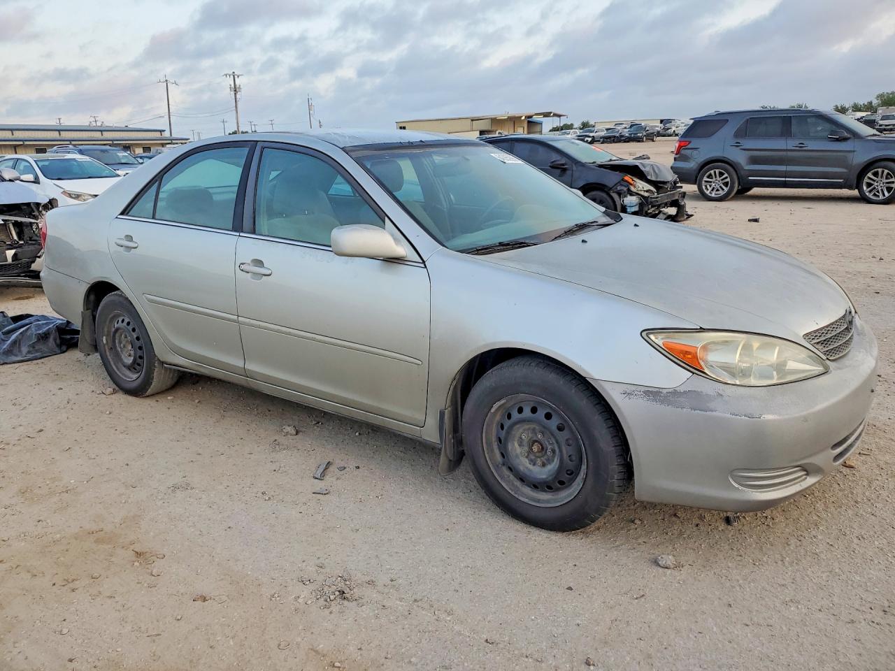 2004 Toyota Camry Le Silver vin: 4T1BE32K54U836715