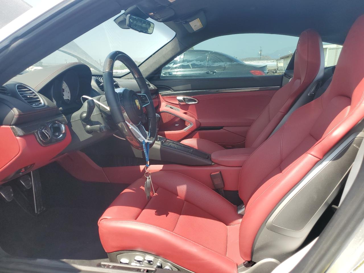 2024 Porsche Cayman Gts Silver vin: WP0AD2A89RK269365