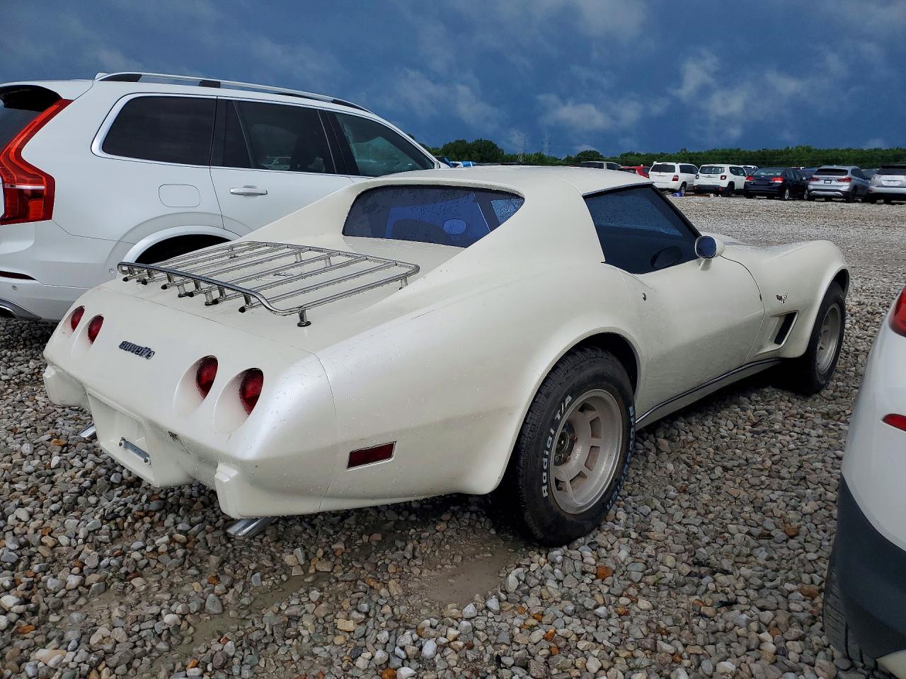 1977 Chevrolet Corvette White vin: 1Z37L7S438496