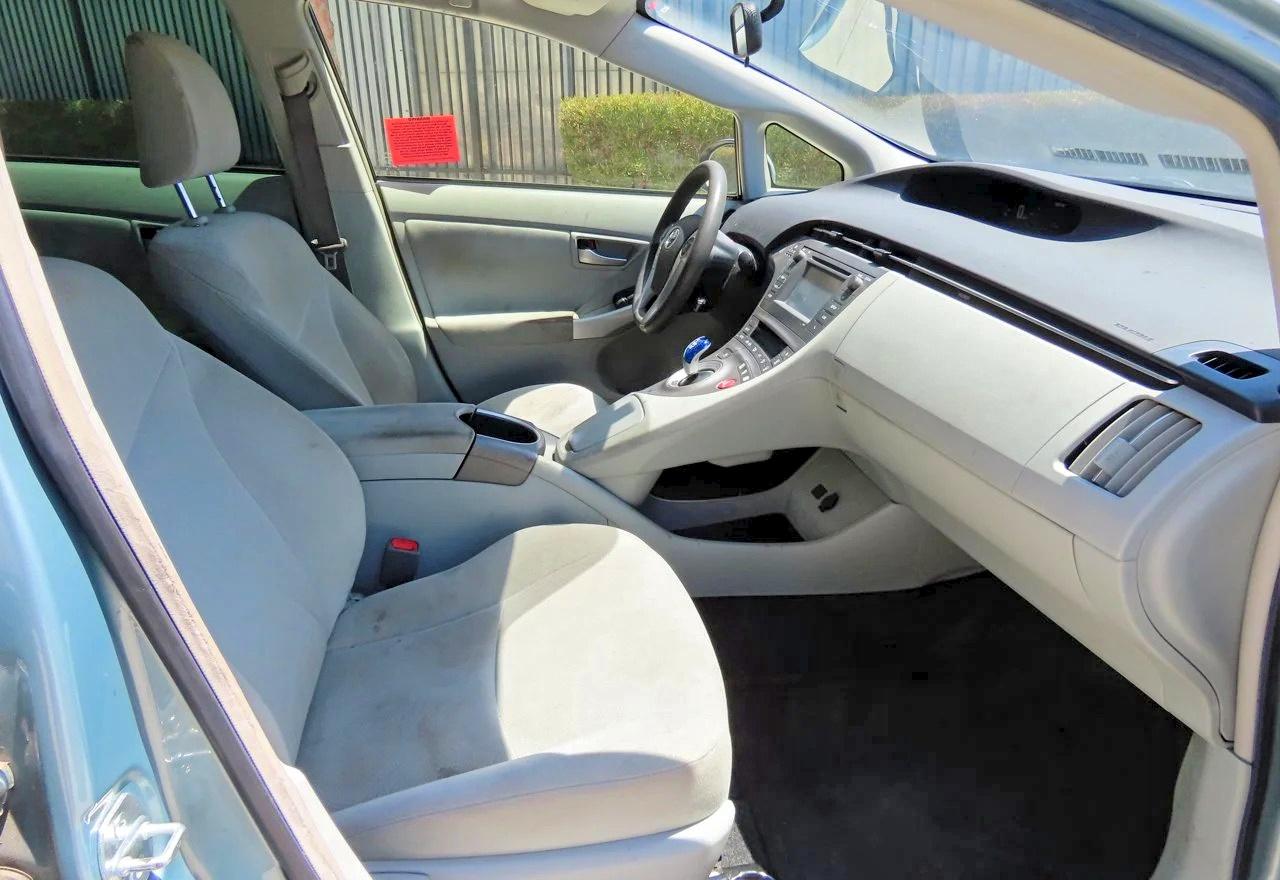 2014 Toyota Prius Two Blue vin: JTDKN3DU1E1829038