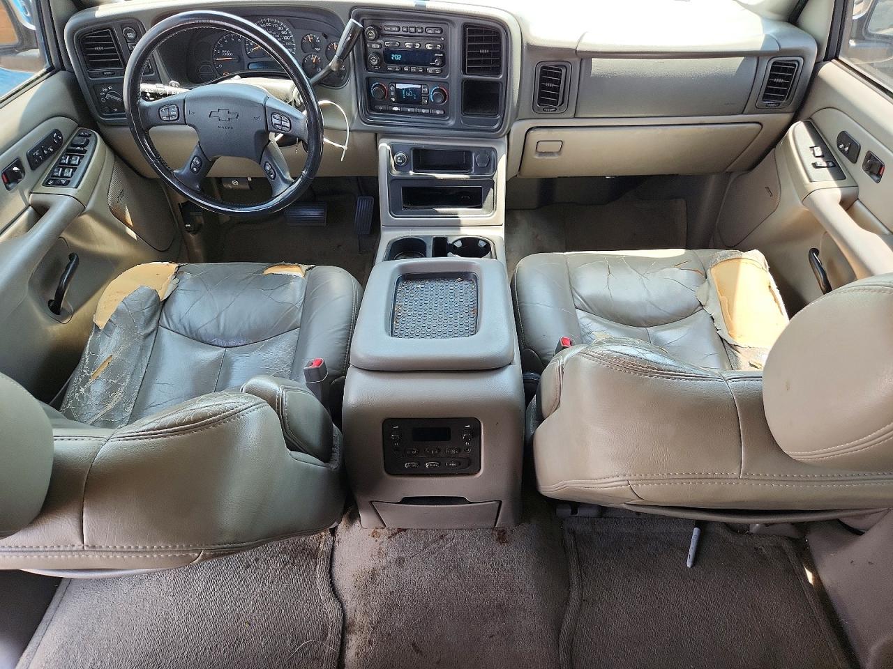 2004 Chevrolet Tahoe K1500 Black vin: 1GNEK13Z44R133160