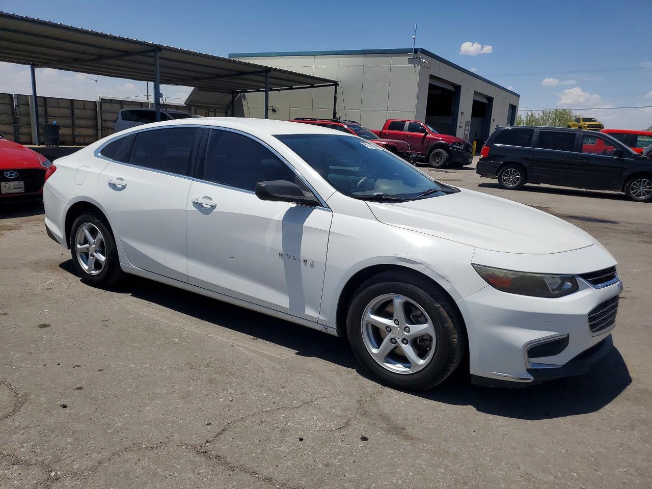 2016 Chevrolet Malibu Ls White vin: 1G1ZB5ST6GF189873