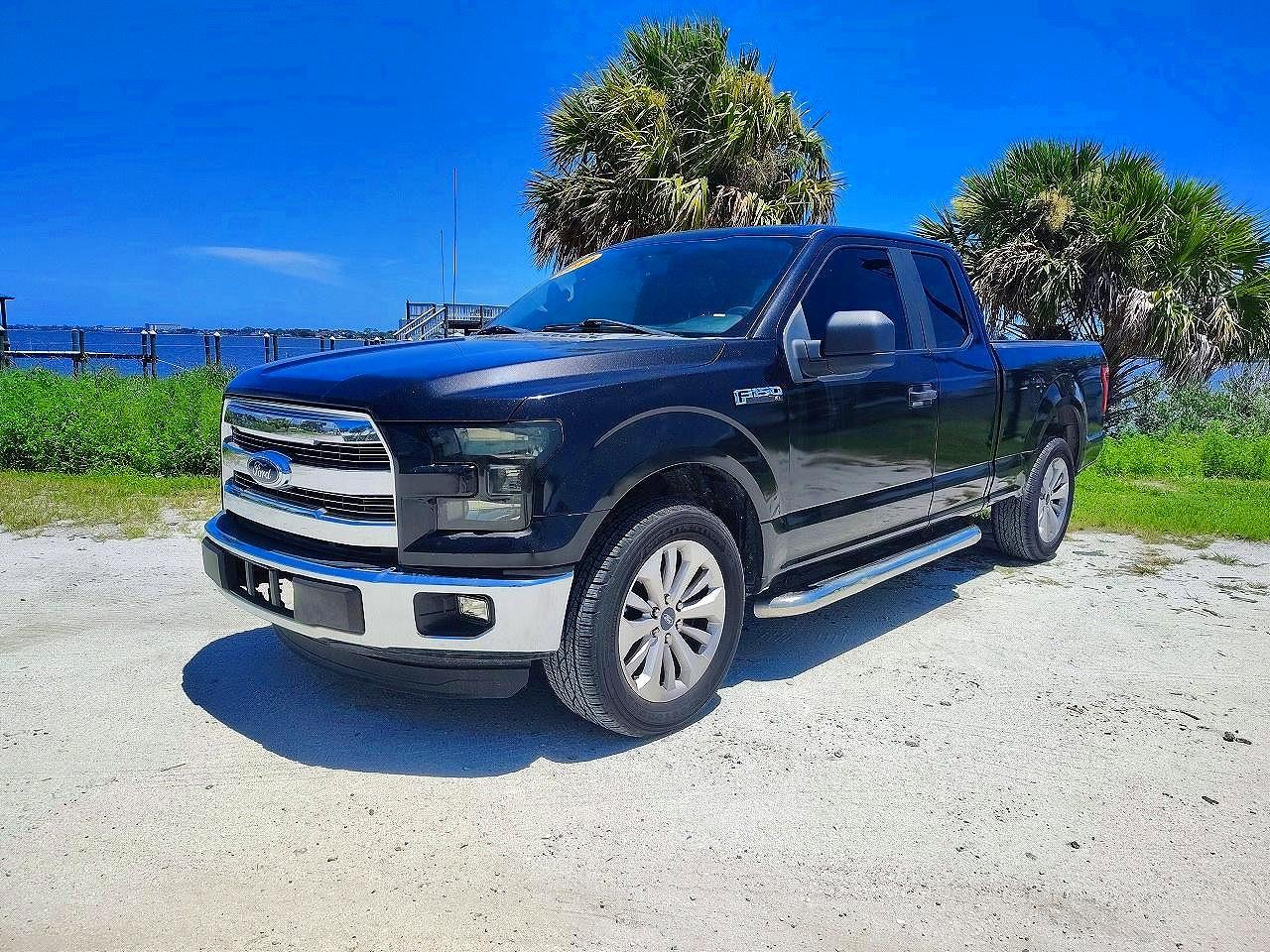 2015 Ford F150 Super Cab Gray vin: 1FTEX1C89FKD19628