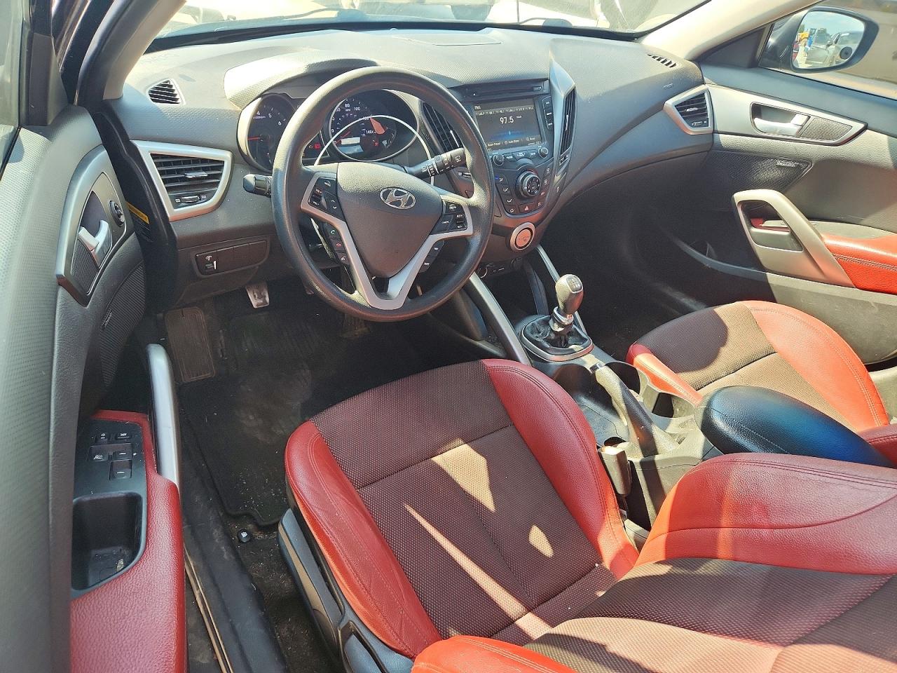 2013 Hyundai Veloster Base Черный vin: KMHTC6AD9DU146299