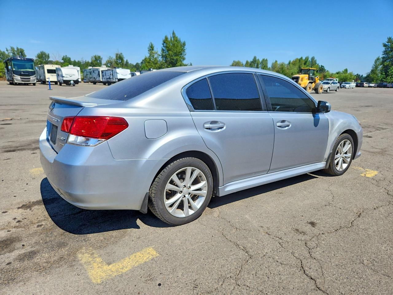 2013 Subaru Legacy 2.5i Premium Silver vin: 4S3BMBG64D3003751