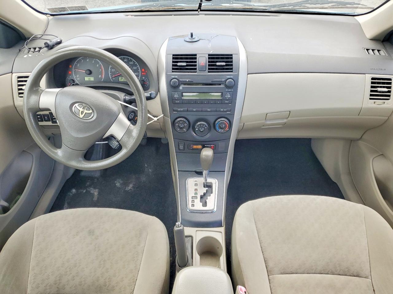 2010 Toyota Corolla Le Green vin: 1NXBU4EE6AZ329865