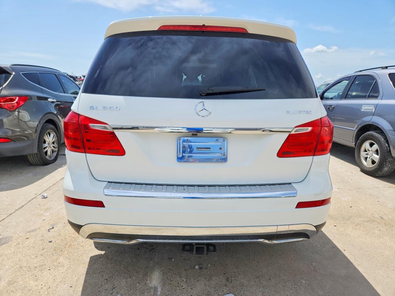 2014 Mercedes-benz Gl 350 Bluetec White vin: 4JGDF2EE1EA336978