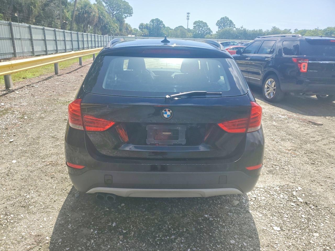 2014 Bmw X1 Sdrive28i Black vin: WBAVM1C51EVW47215