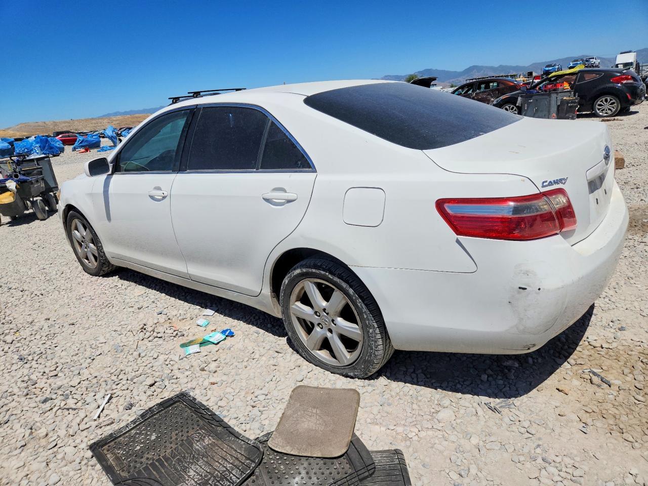 2007 Toyota Camry Le Белый vin: 4T1BE46K67U716359