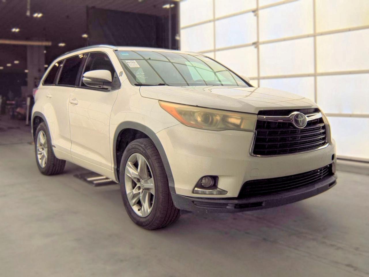 2015 Toyota Highlander Limited White vin: 5TDYKRFH9FS097073
