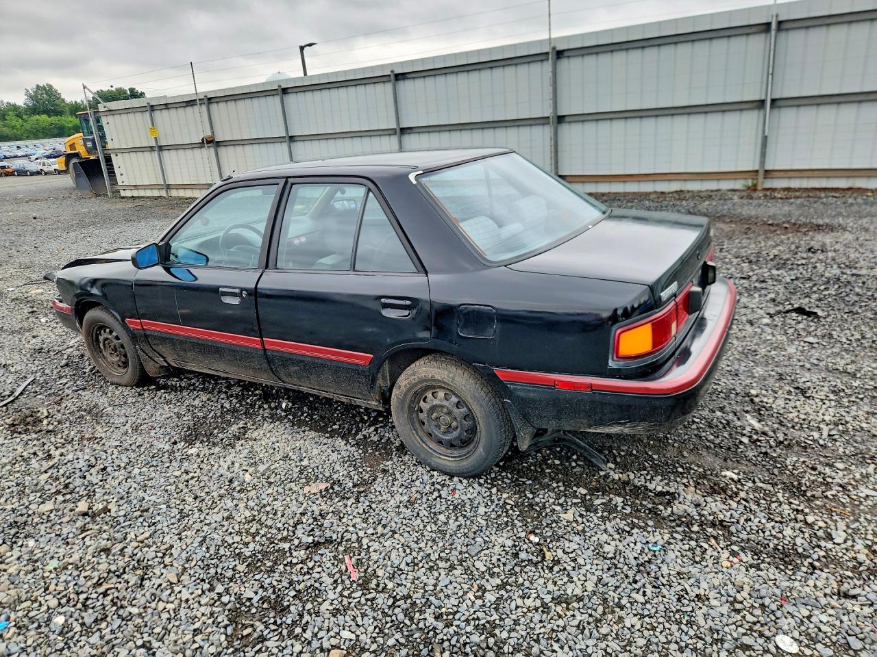 1990 Mazda Protege Se Черный vin: JM1BG2246L0169203