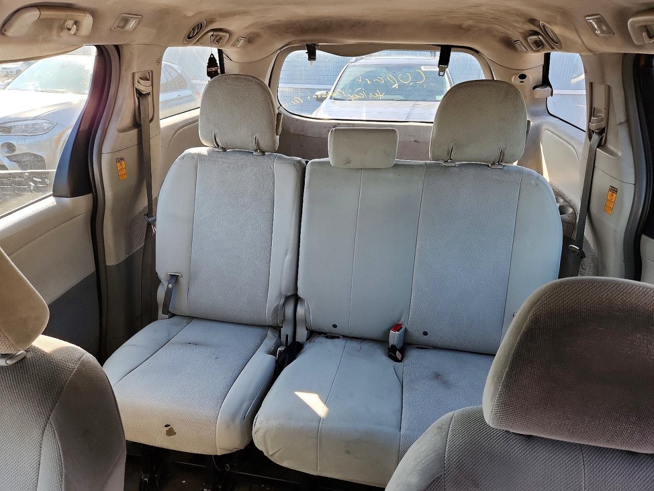 2014 Toyota Sienna L 7-passenger Черный vin: 5TDZK3DC9ES457319