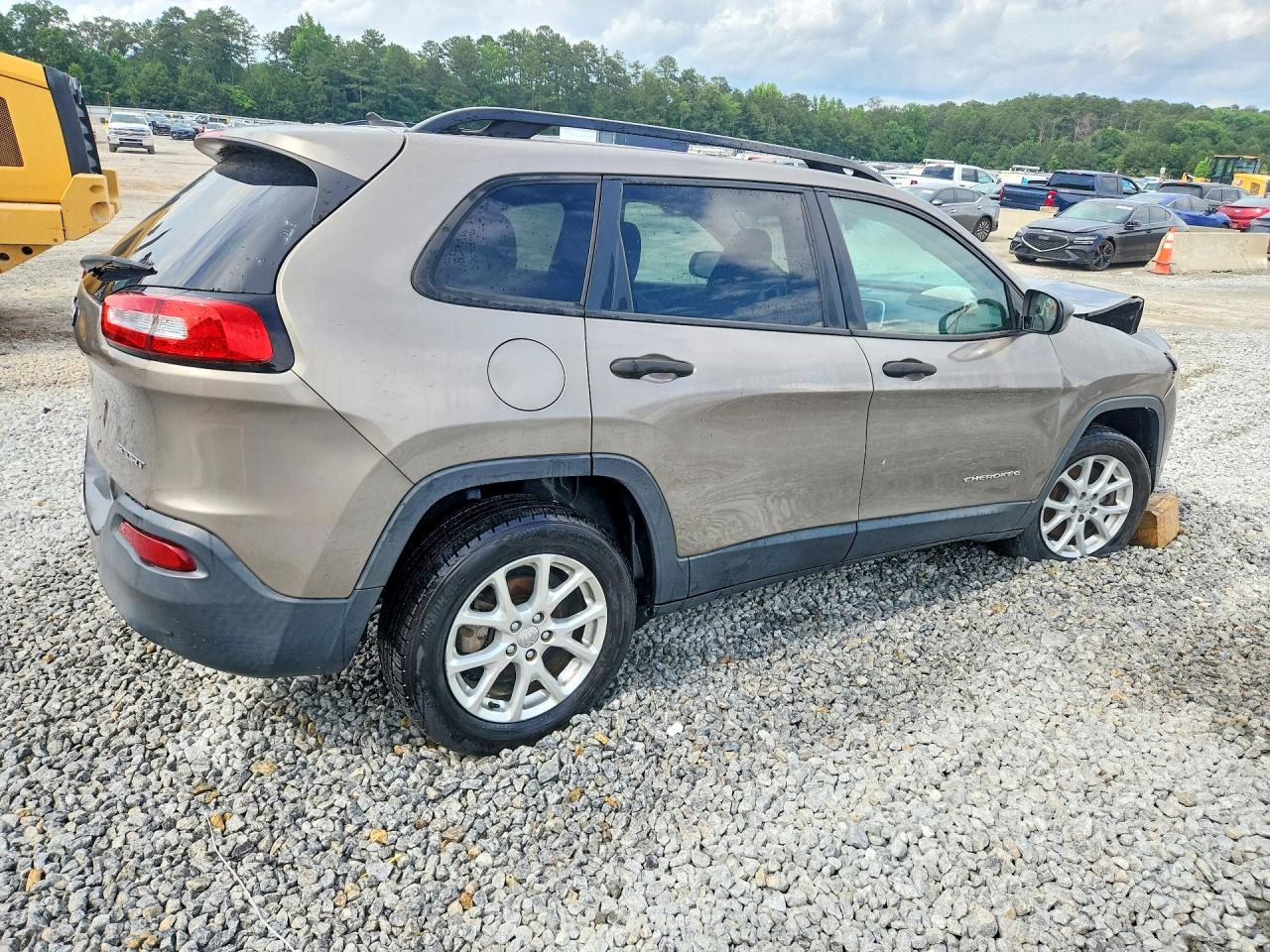 2016 Jeep Cherokee Sport Желто-коричневый vin: 1C4PJLAB2GW265541