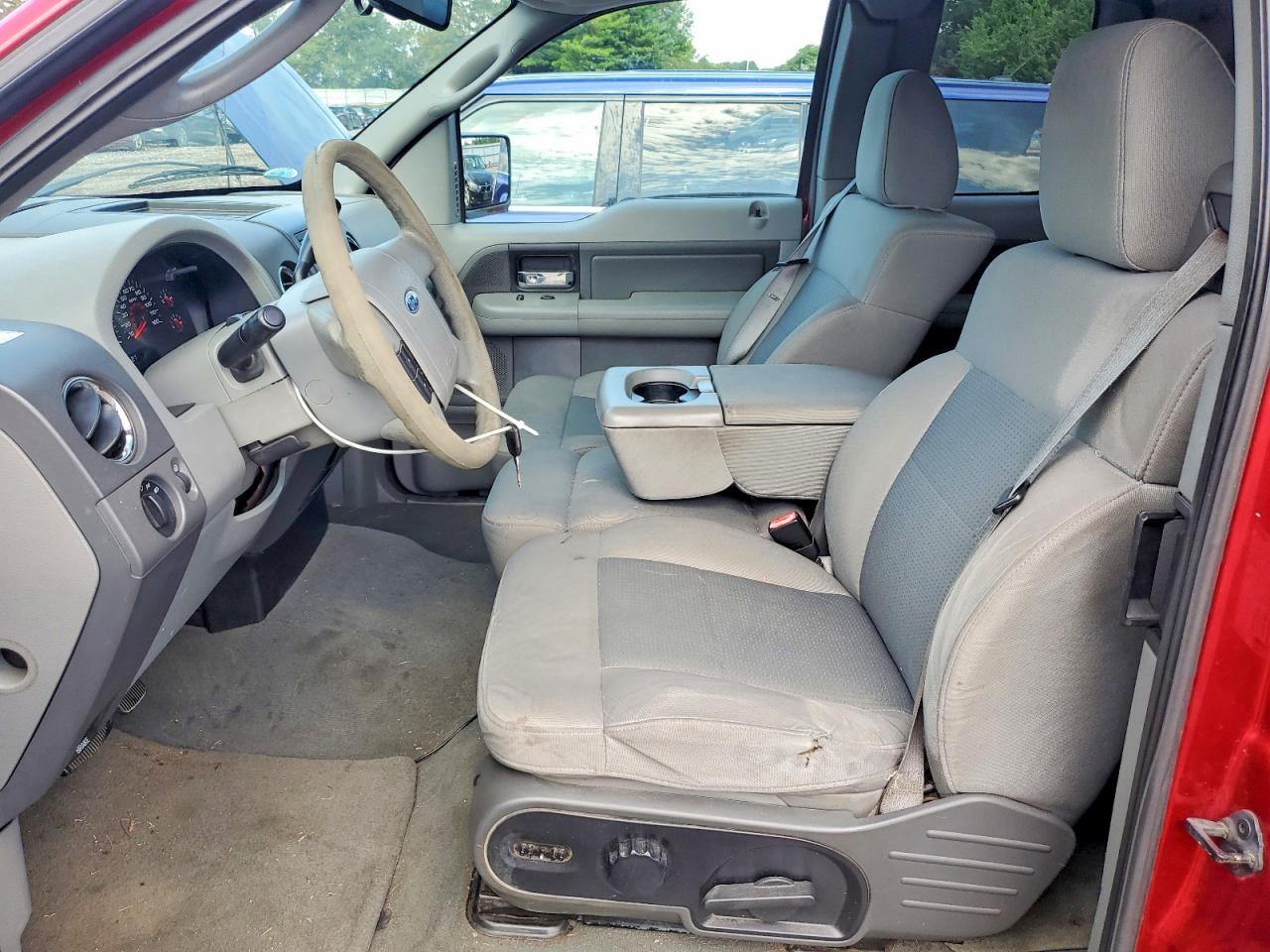 2008 Ford F150 Red vin: 1FTPX14518FC19757