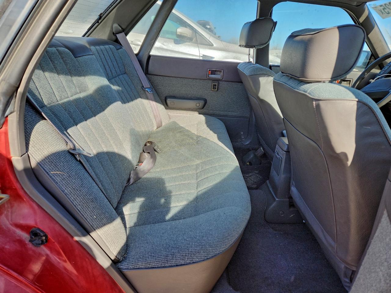 1991 Subaru Loyale Red vin: JF1AC4228MC206100
