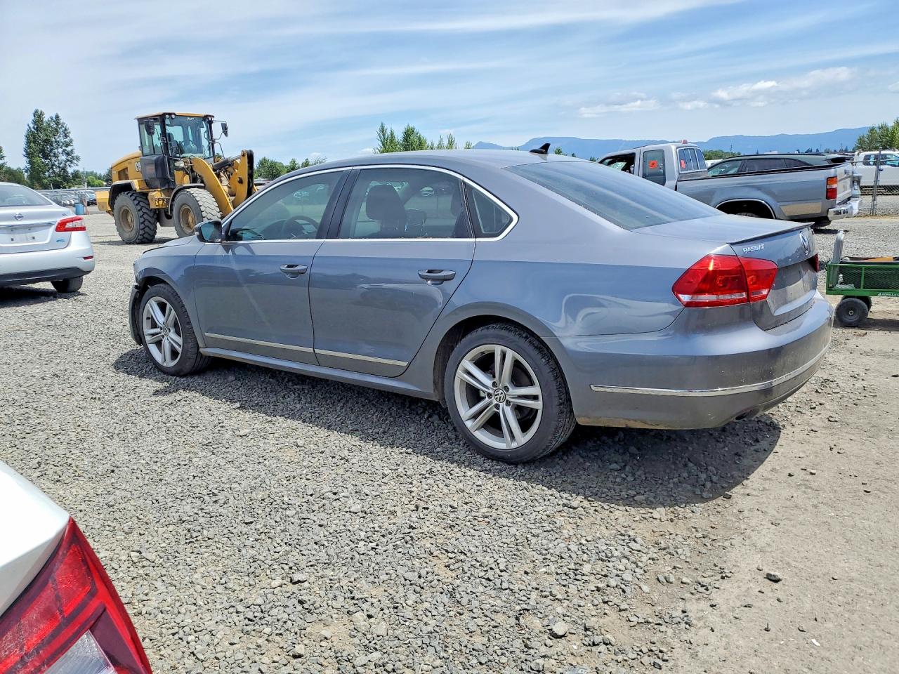 2013 Volkswagen Passat Sel Gray vin: 1VWCN7A34DC040714
