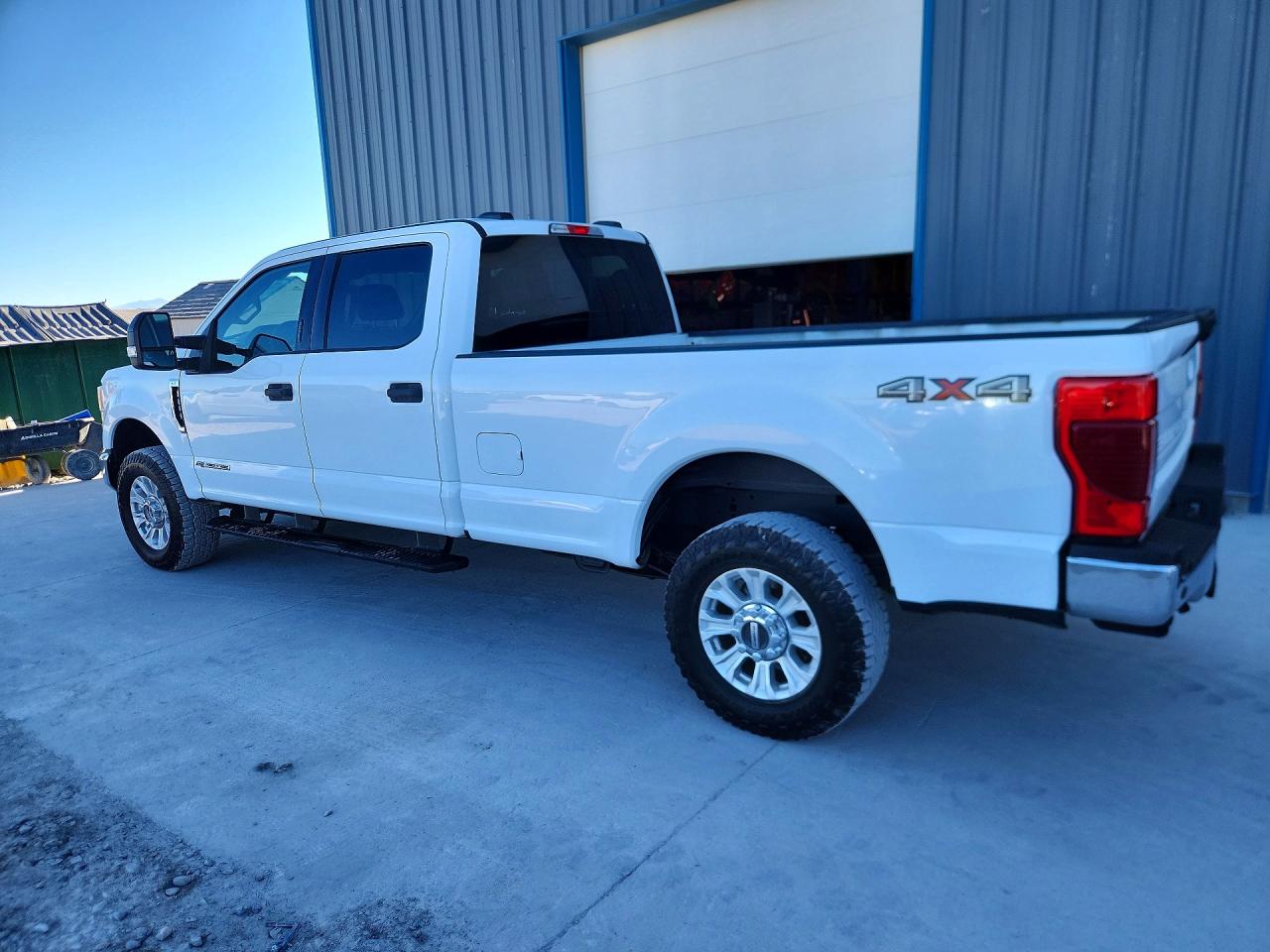2021 Ford F250 Super Duty White vin: 1FT7W2BT1MED72780
