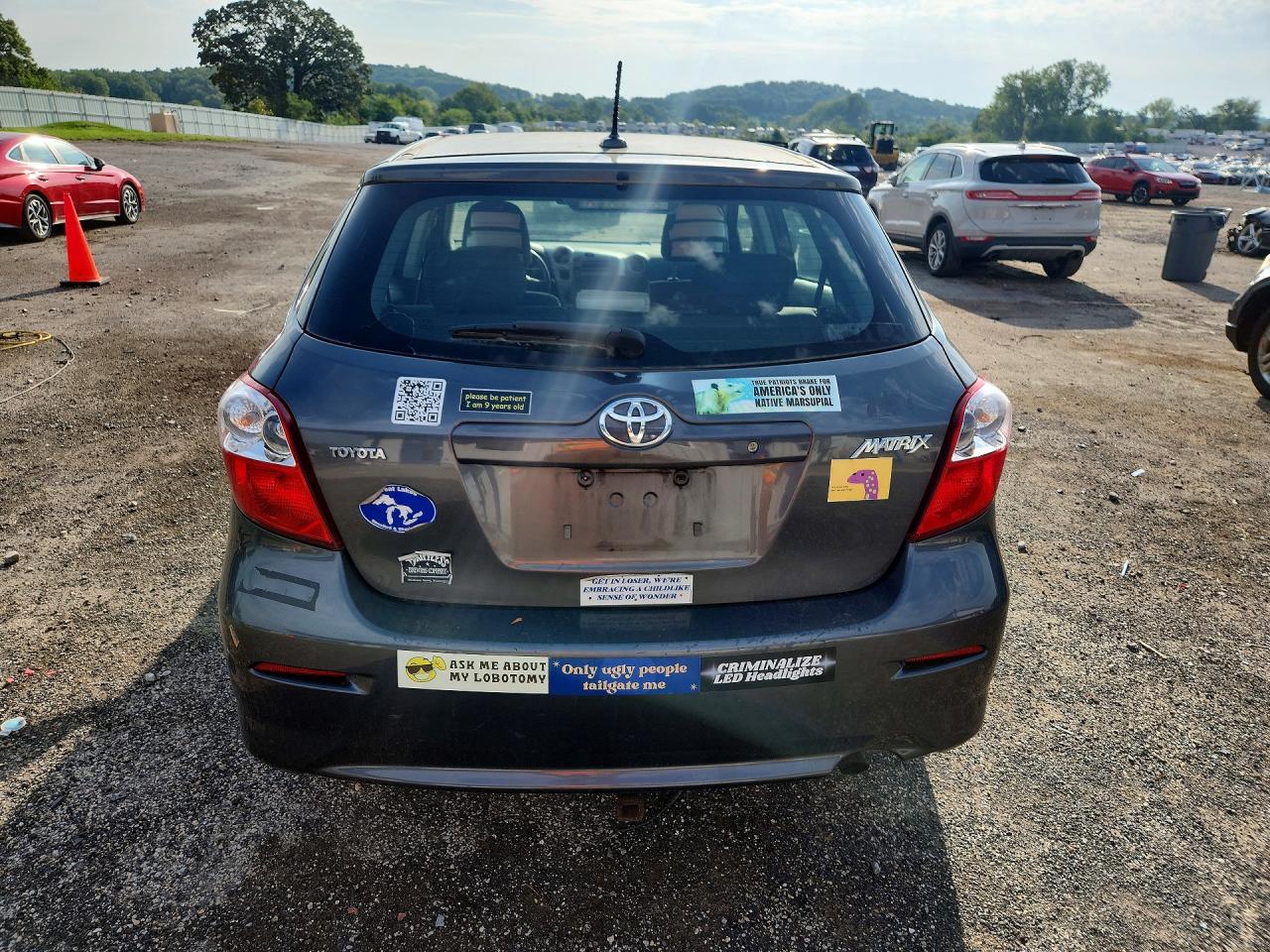 2010 Toyota Matrix Base Gray vin: 2T1KU4EE1AC316992