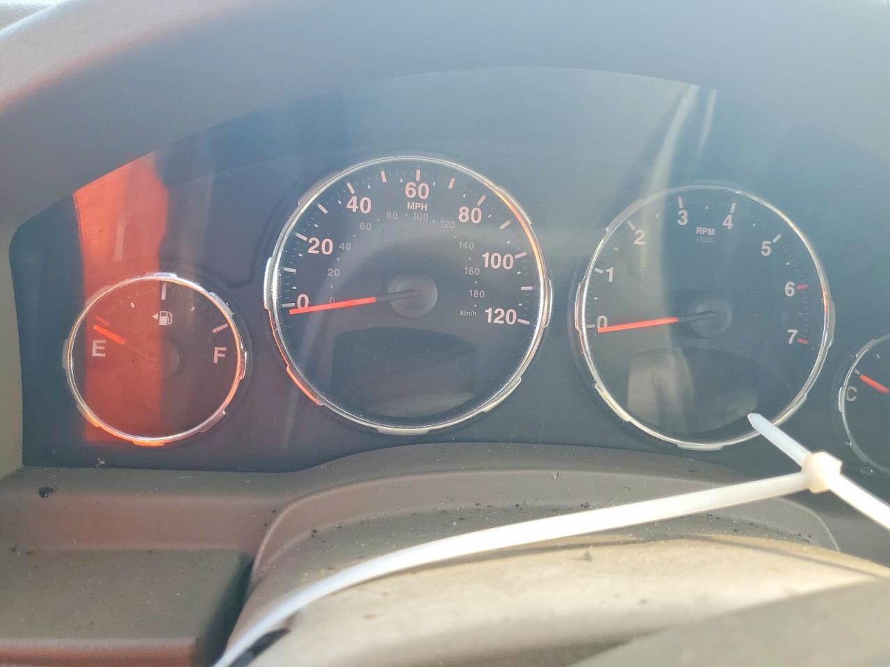 2008 Jeep Liberty Limited Burgundy vin: 1J8GN58K38W271980