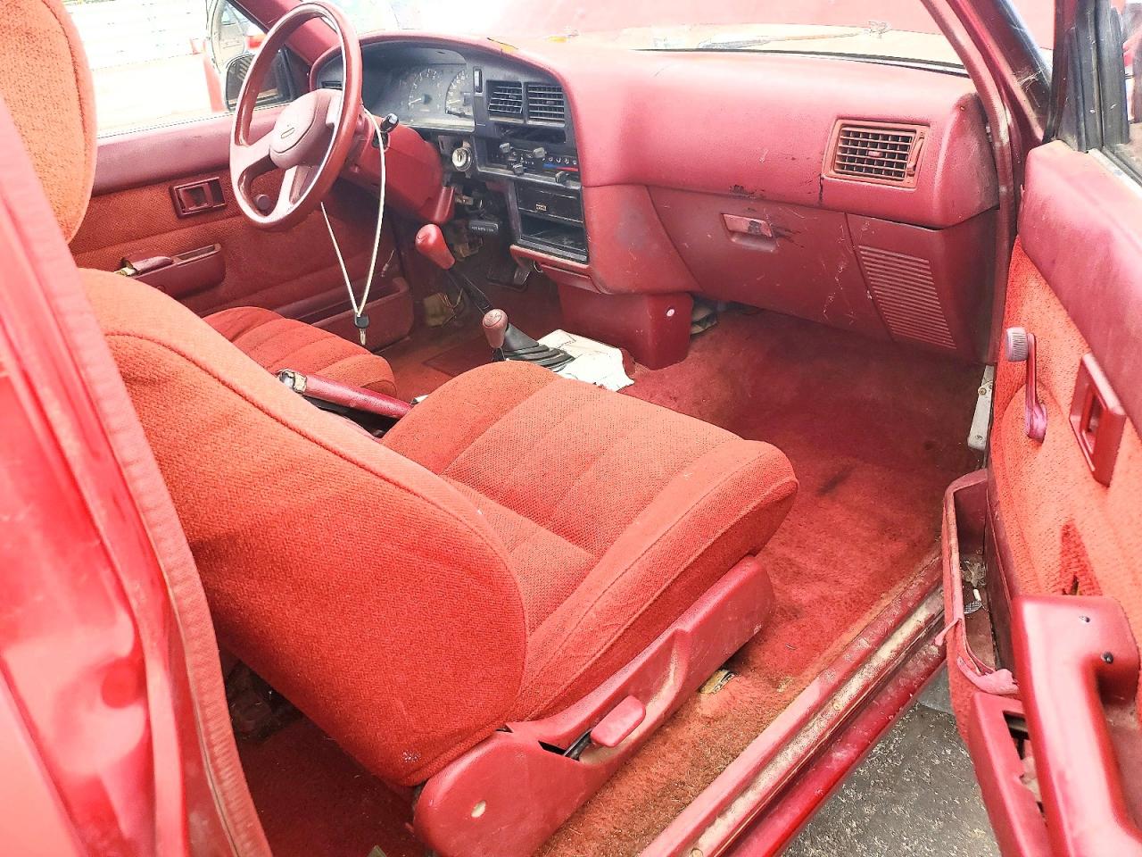 1990 Toyota Pickup 1 Ton Long Bed Dlx Burgundy vin: JT4VN13G8L5029209