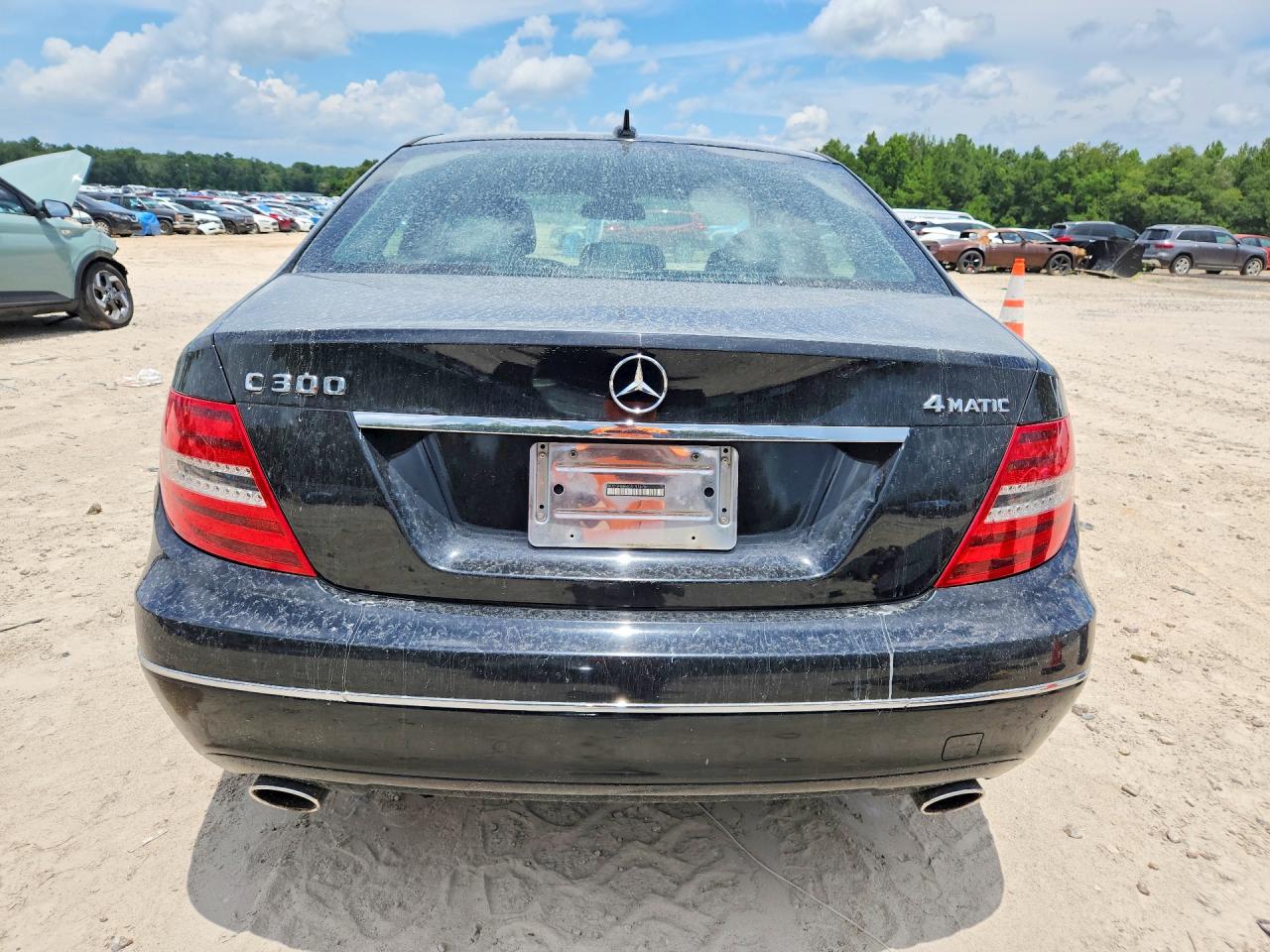 2012 Mercedes-benz C 300 4matic Black vin: WDDGF8BB4CR191678