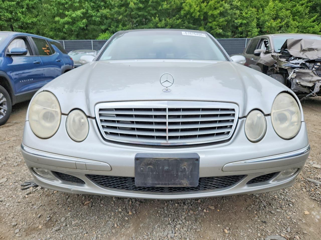 2005 Mercedes-benz E 500 Silver vin: WDBUF70J95A641696