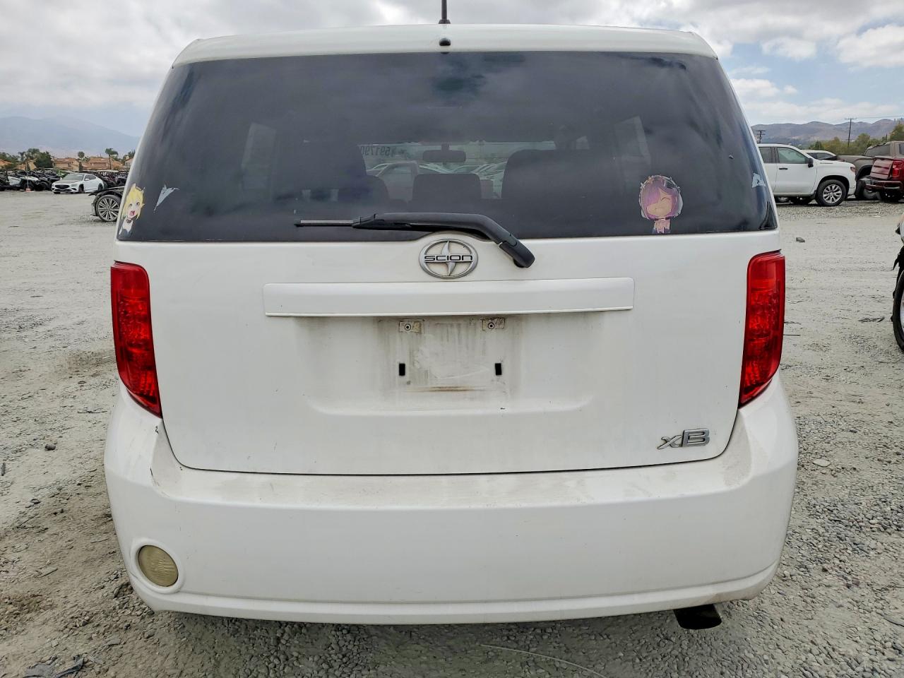 2009 Toyota Scion Xb White vin: JTLKE50E491077677