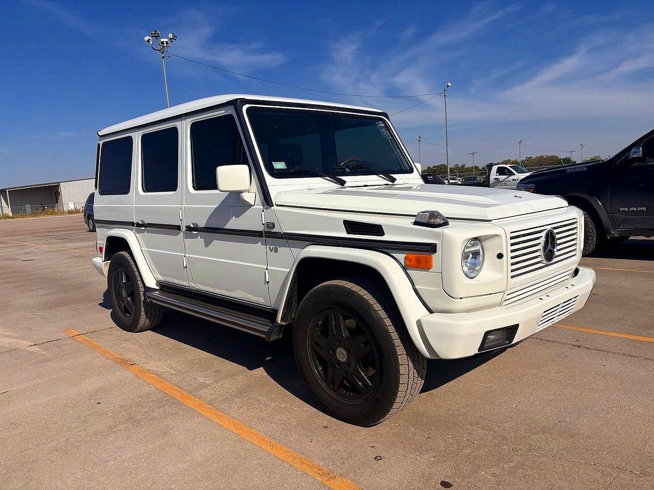 2002 Mercedes-benz G 500 White vin: WDCYR49E72X133230