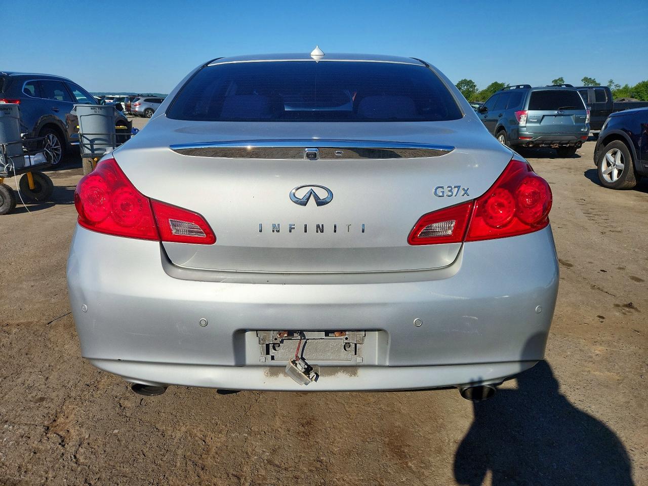 2010 Infiniti G37 Sedan X Silver vin: JN1CV6AR2AM452592
