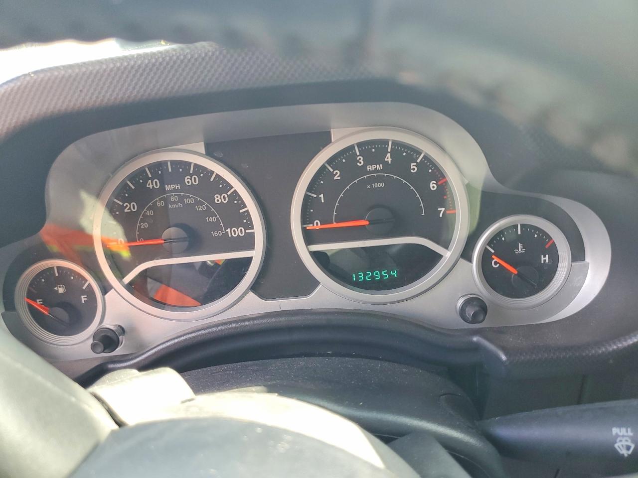 2007 Jeep Wrangler Sahara Green vin: 1J4GB59117L143088