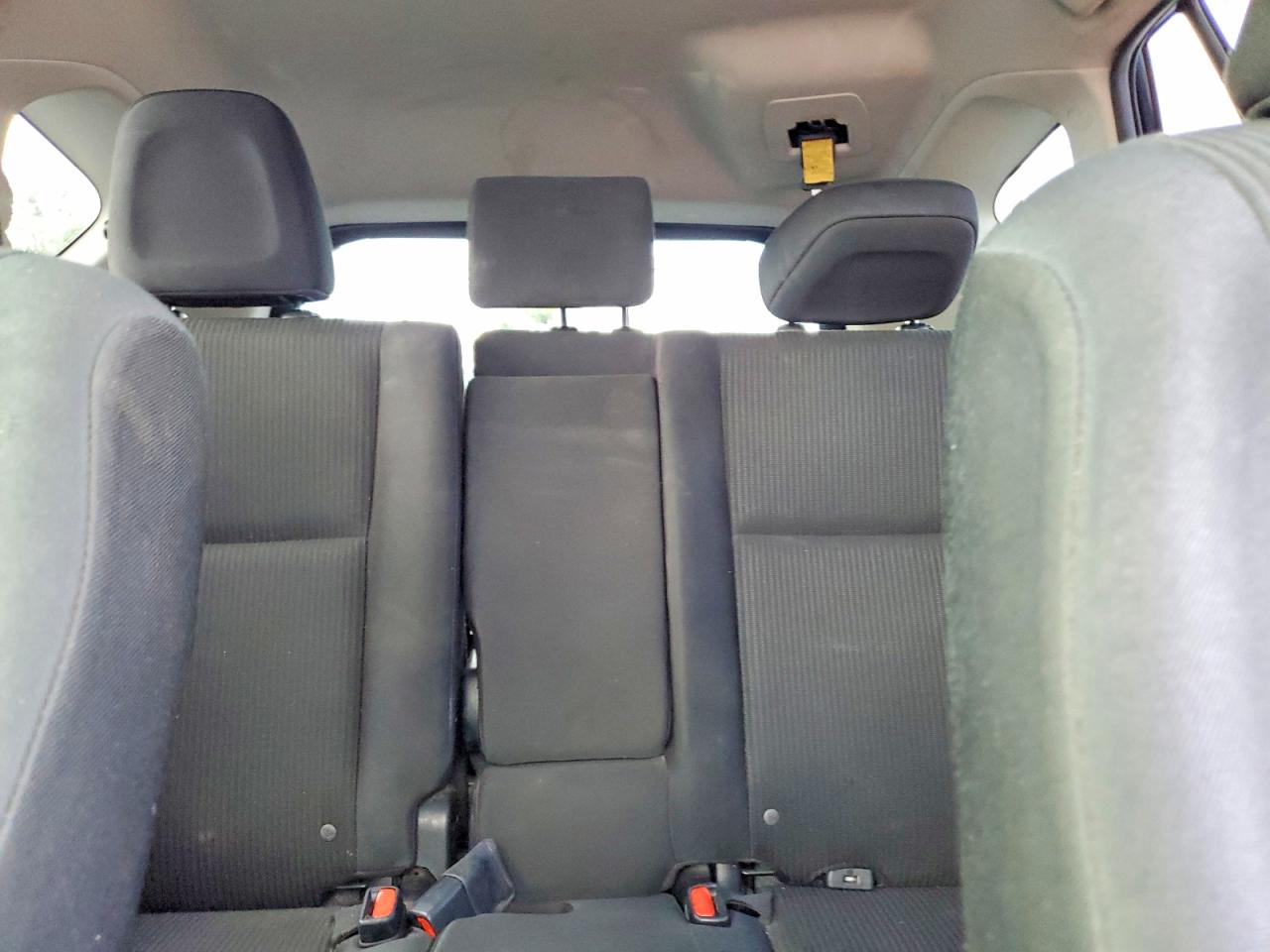 2018 Toyota Rav4 Le Teal vin: JTMZFREV5JJ168386