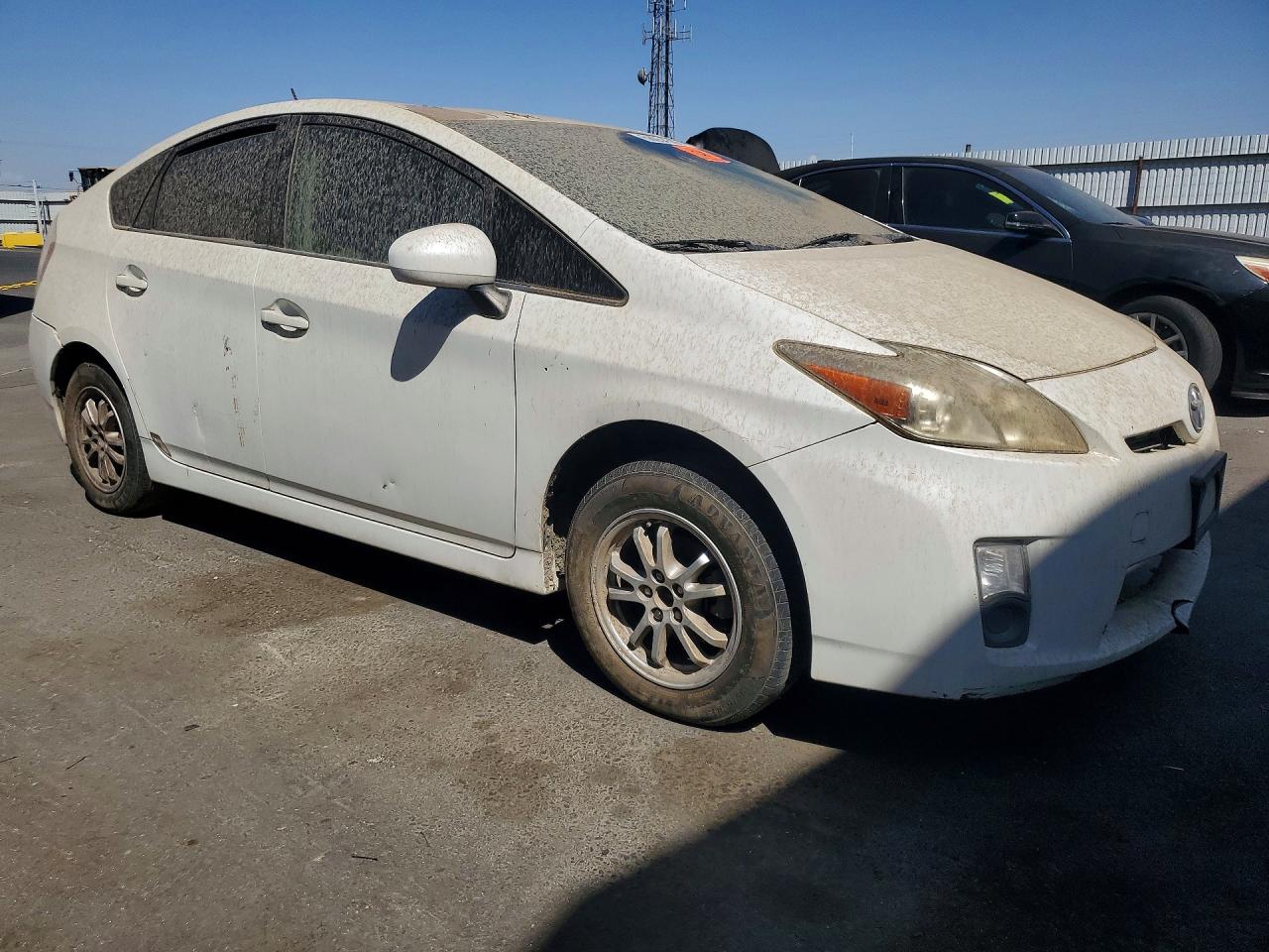 2010 Toyota Prius Iv White vin: JTDKN3DU9A5156034