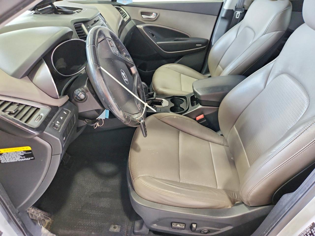 2013 Hyundai Santa Fe Sport 2.4l White vin: 5XYZU3LB9DG092316