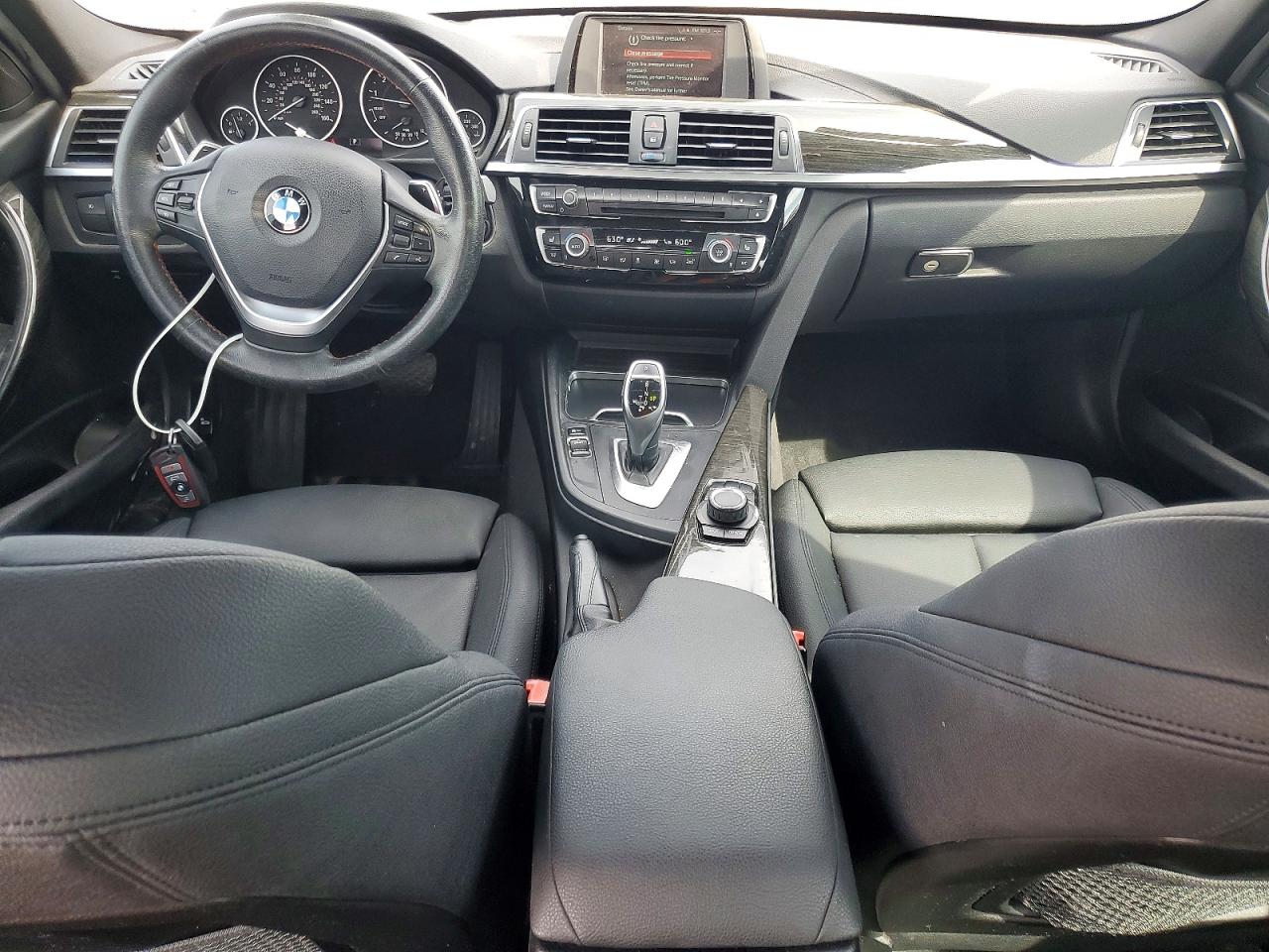 2018 Bmw 330 I Черный vin: WBA8B9G52JNU97685