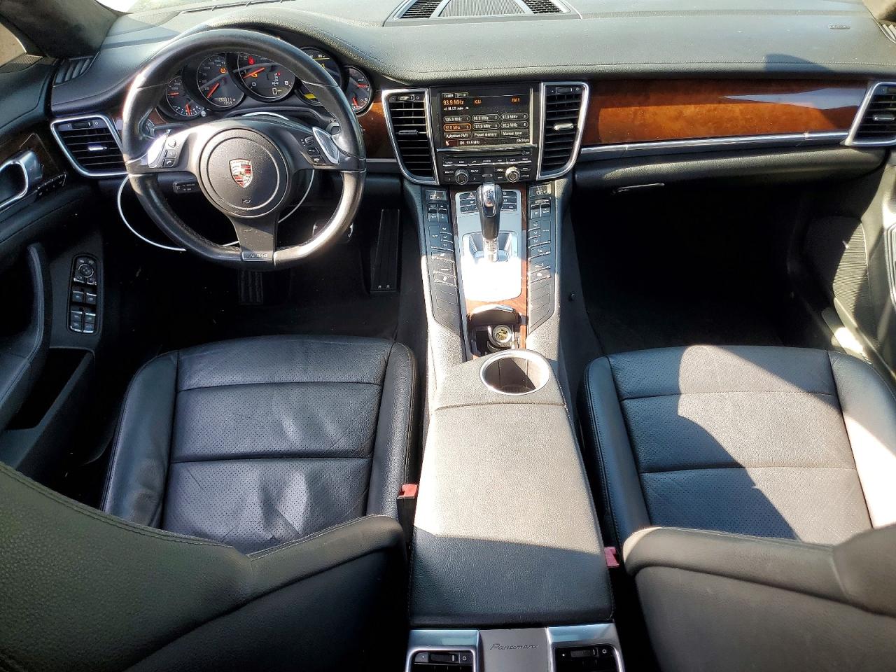 2011 Porsche Panamera 2 Black vin: WP0AA2A79BL011833