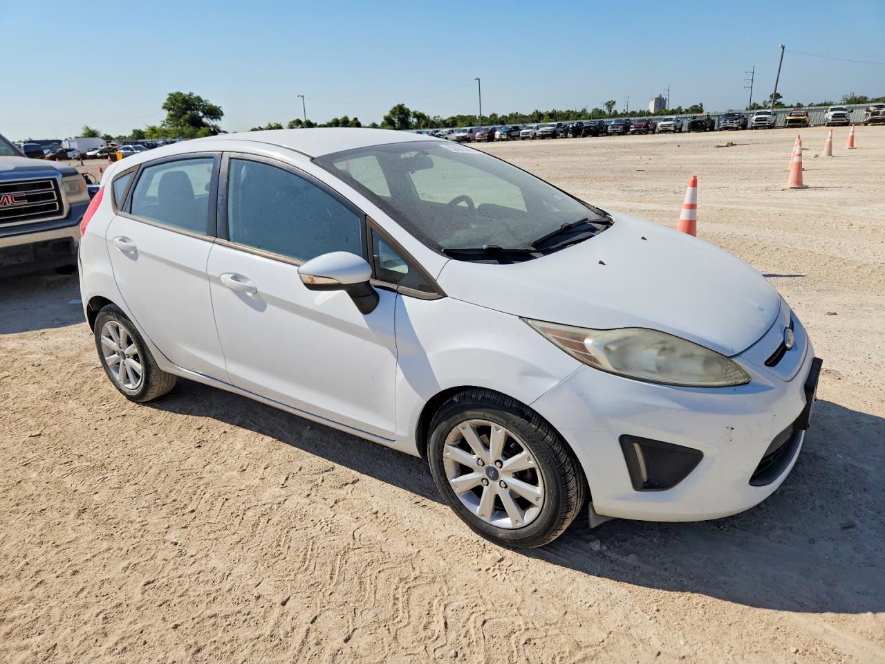 2013 Ford Fiesta Se White vin: 3FADP4EJ4DM117000