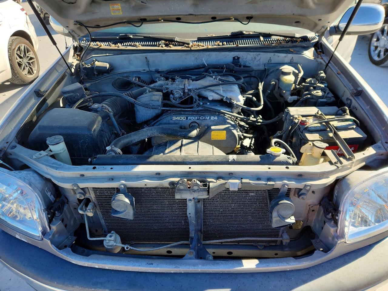 2002 Toyota Tundra Access Cab Sr5 Серебряный vin: 5TBRN34142S231831