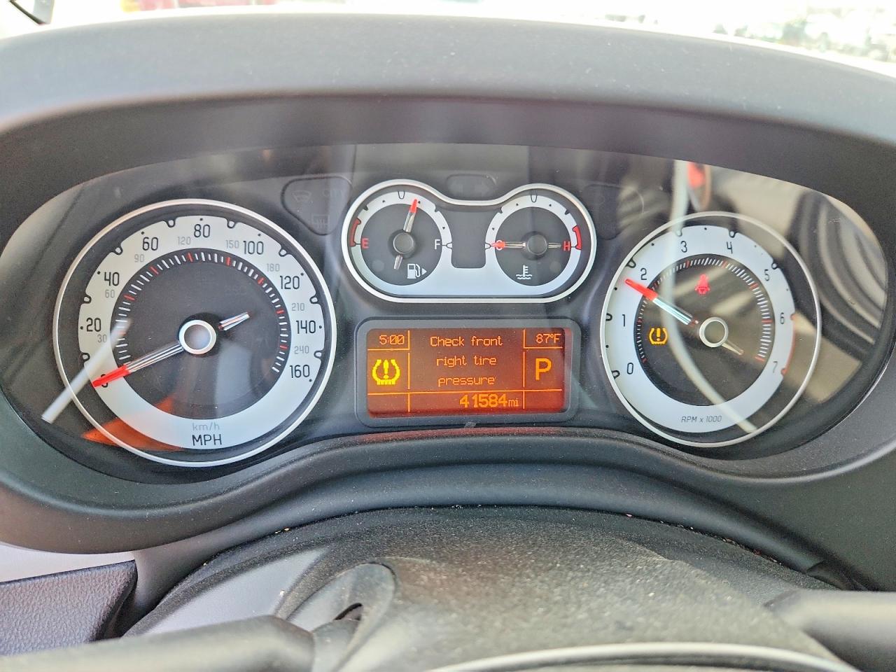 2014 Fiat 500l Easy Red vin: ZFBCFABH9EZ024940