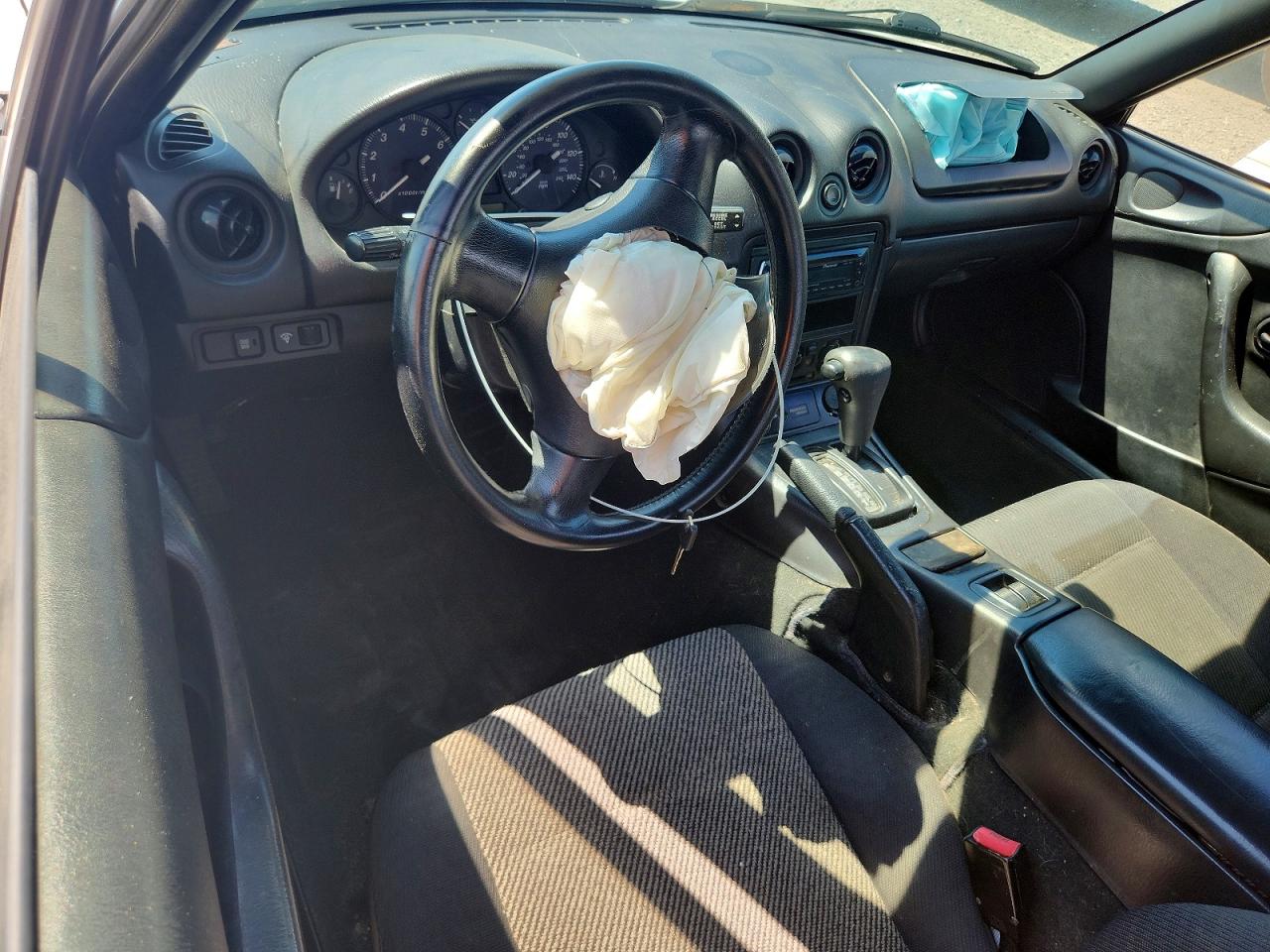 1999 Mazda Mx-5 Miata White vin: JM1NB3535X0109472