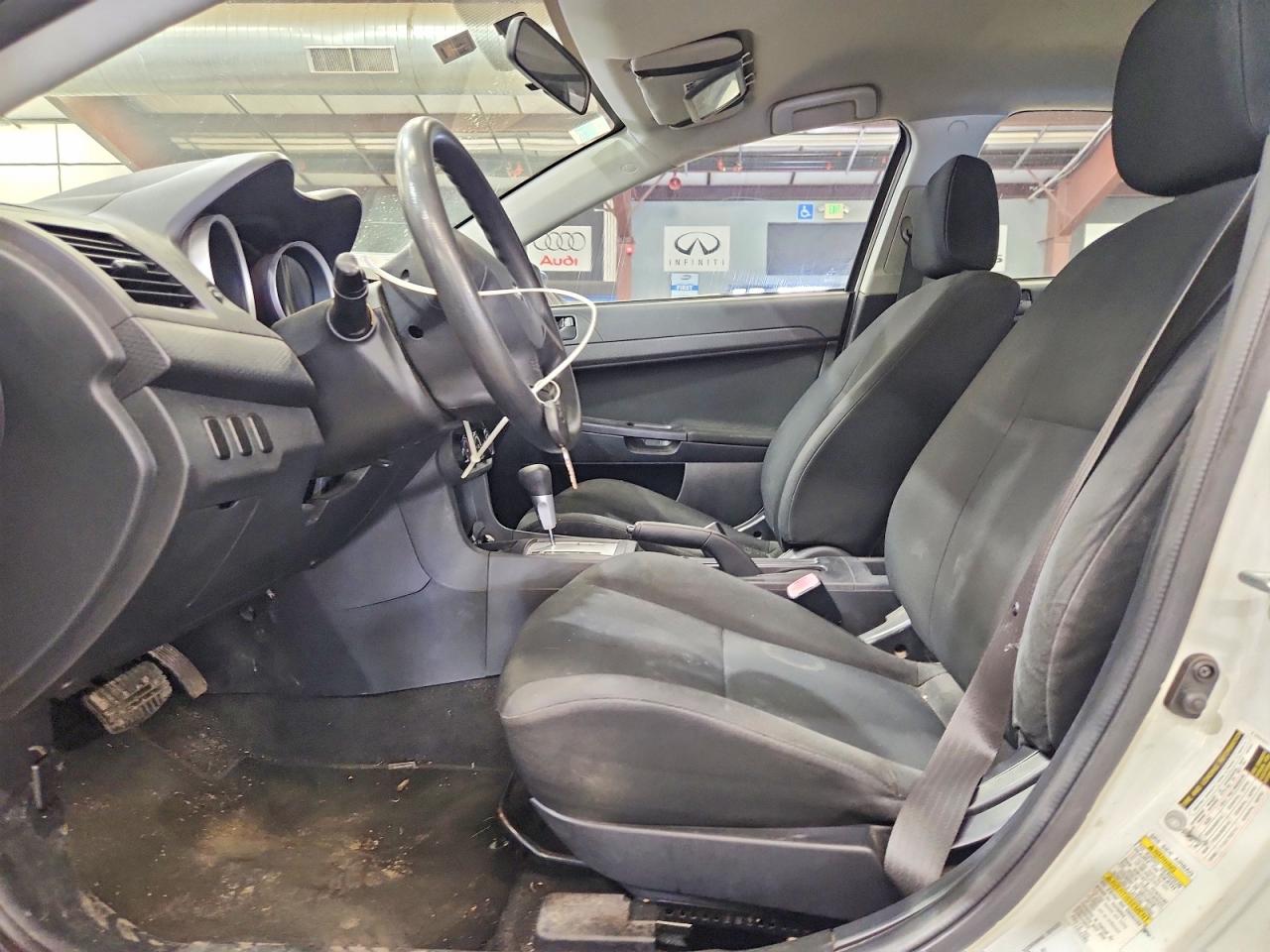 2009 Mitsubishi Lancer De White vin: JA3AU16U39U002385
