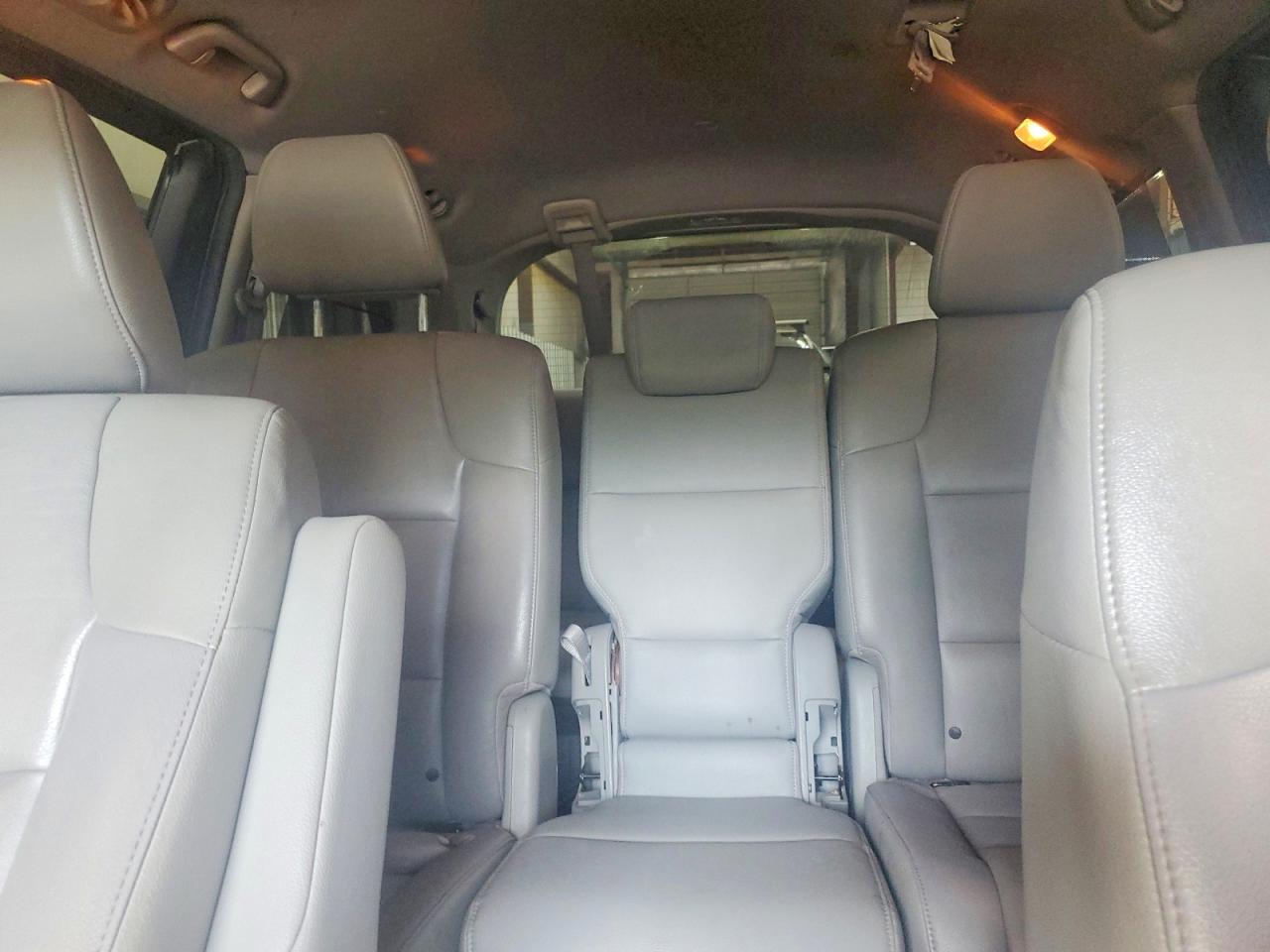 2014 Honda Odyssey Touring Black vin: 5FNRL5H91EB008342