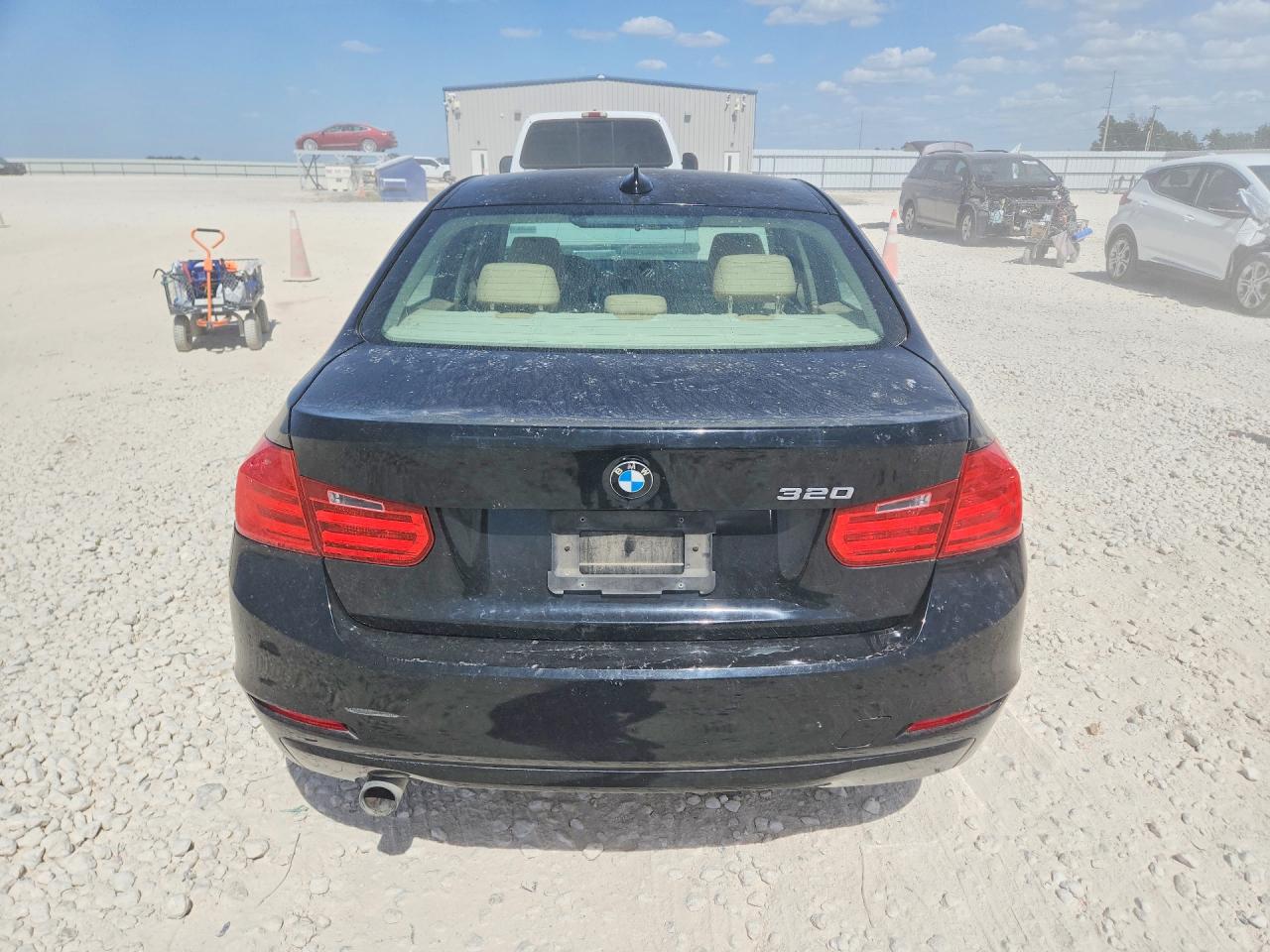 2014 Bmw 320 I Black vin: WBA3B1G5XENS81231