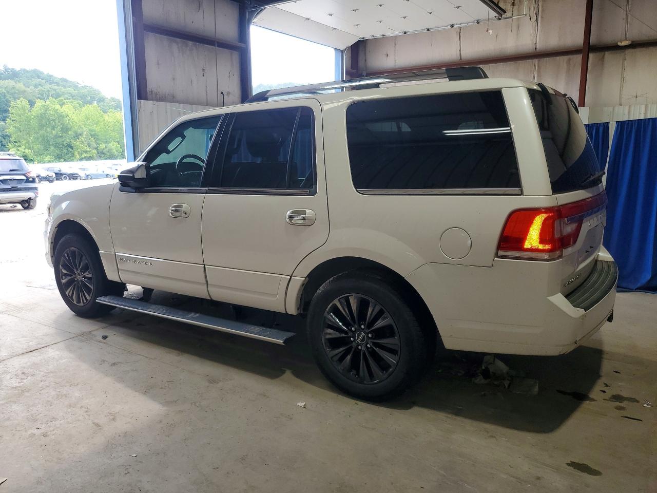 2015 Lincoln Navigator Белый vin: 5LMJJ2JT8FEJ01720