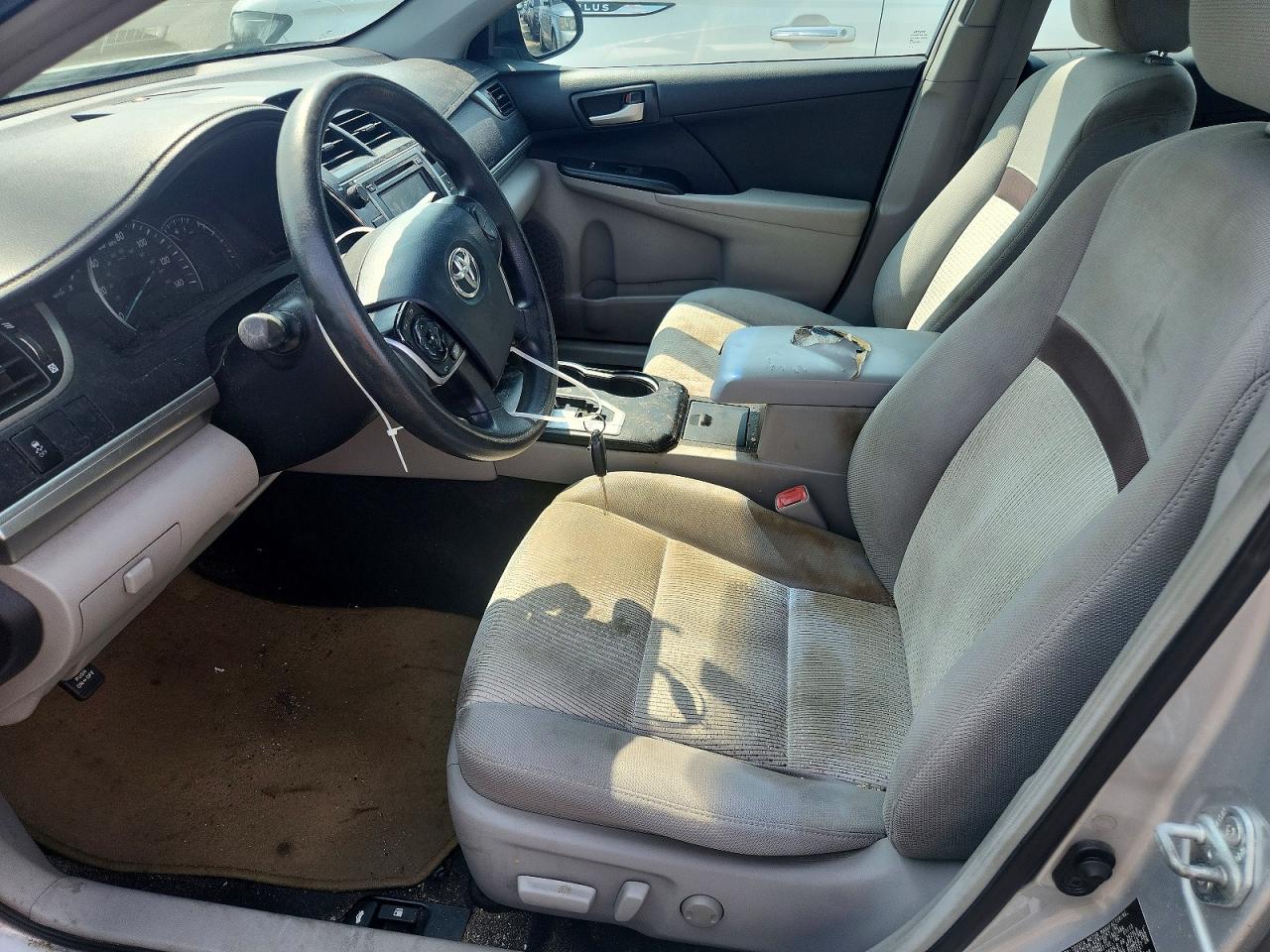 2013 Toyota Camry Le Silver vin: 4T4BF1FK7DR280196